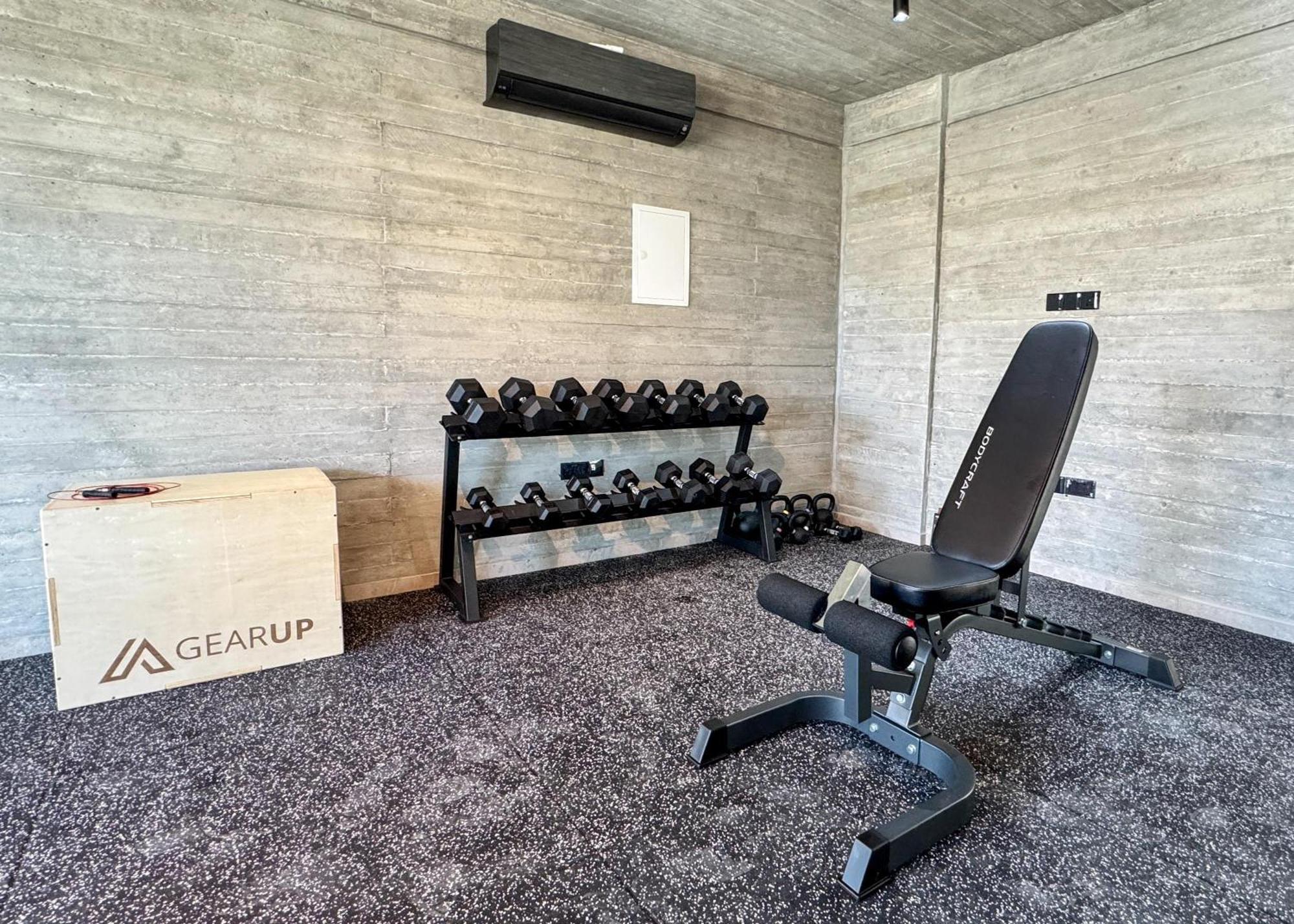 Apartament Malberry Park 103 - Modern 2 Bedroom With Pool, Gym, Jaccuzi Pafos